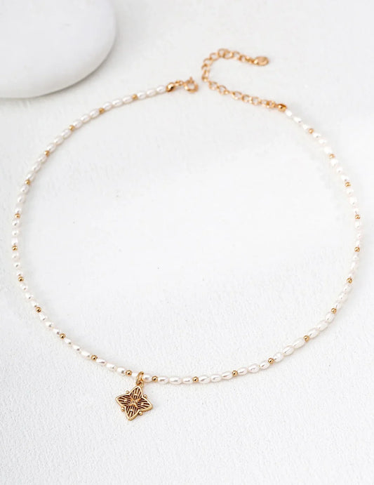 Natural Pearl Four-Leaf Clover Necklace