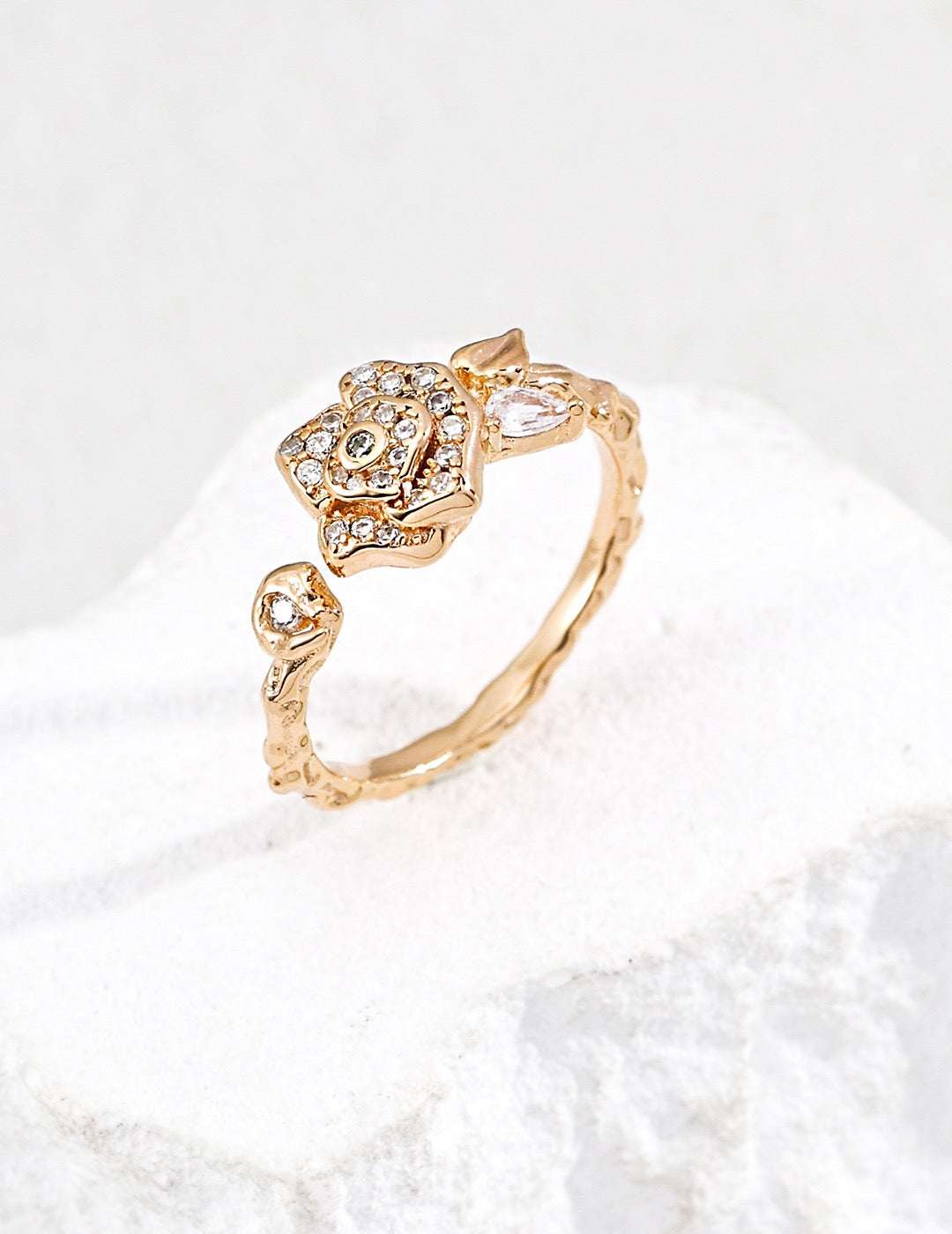 Camellia Story Ring