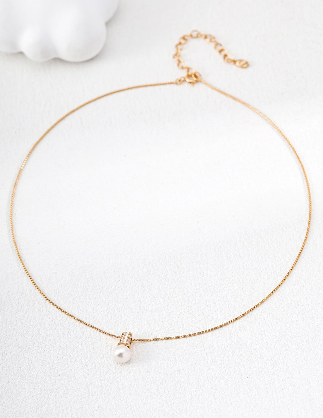 Minimalist Light Bulb Pearl Pendant Necklace