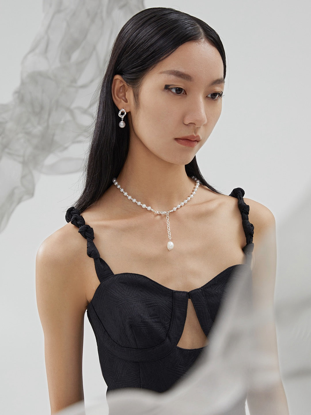 Irregular Silver Pearl Reconstructed Necklace