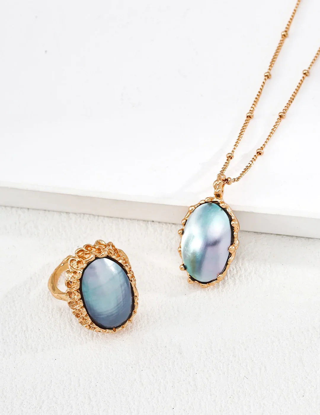 Hand-carved S925 silver mabe pearl ring