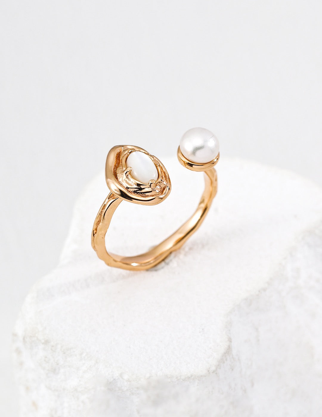 Ring aus 925er Silber mit Türkis und Perlmutt