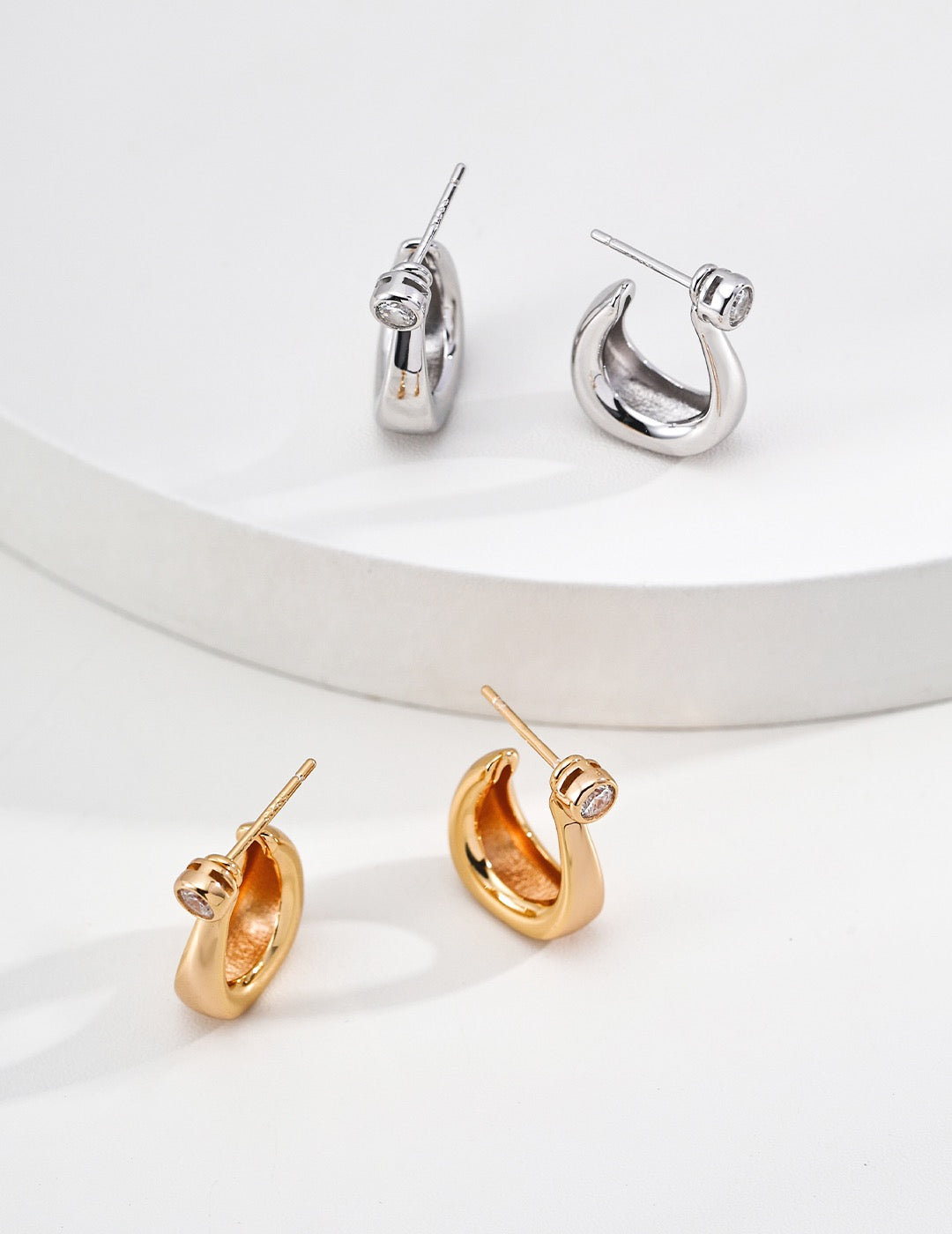 Minimalistische C-förmige Zirkon-Ohrringe, 925er Silber – Retro-Gold- und Rhodium-Finish, 1,5 cm