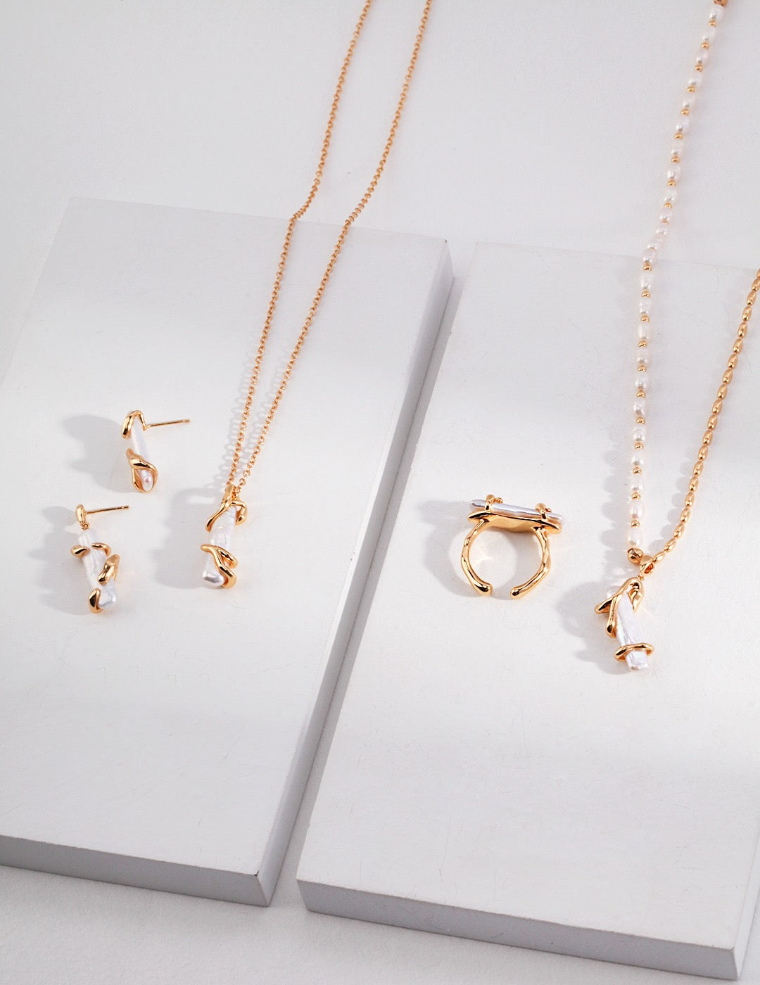 S925 Silver & Baroque Pearl Necklace