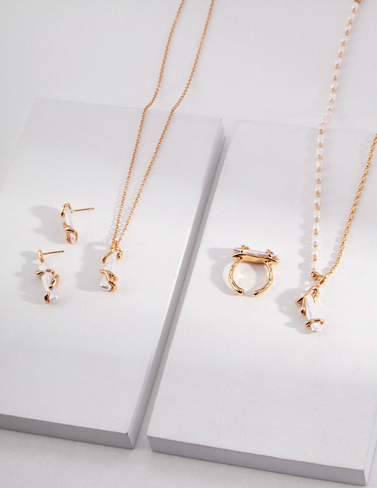 S925 Silver & Baroque Pearl Necklace