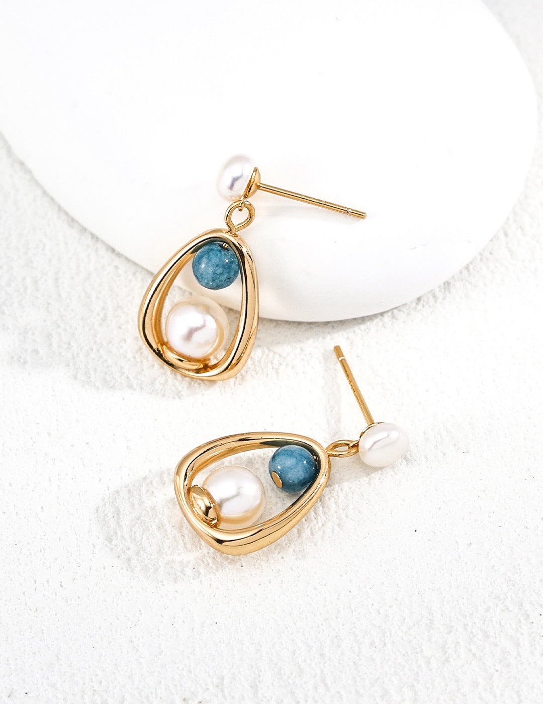 S925 Silver Lantern Inspired Pearl Earrings | Vintage Gold & White Gold