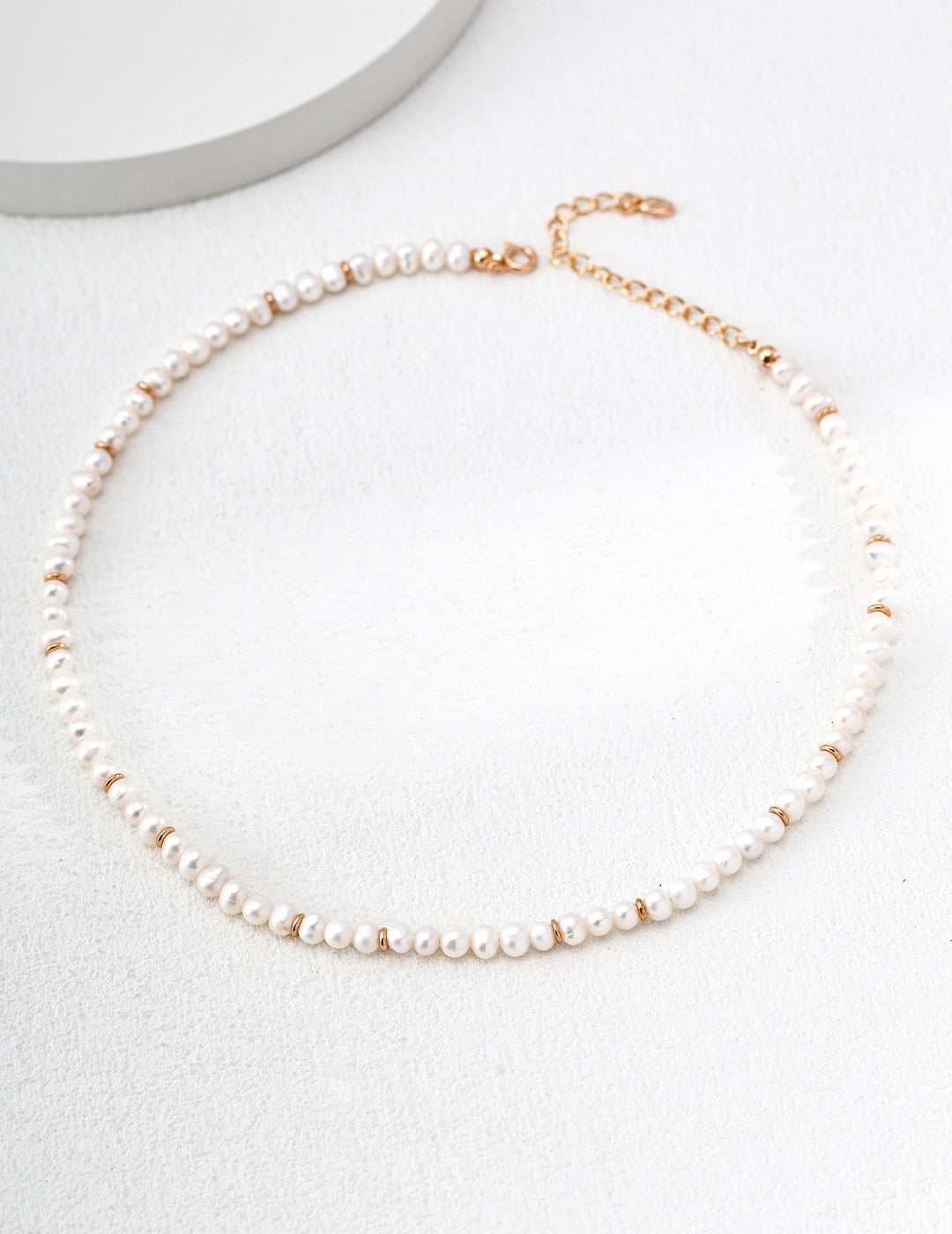 Minimalist Vintage Natural Pearl Necklace